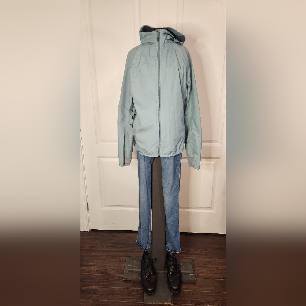 Women's Mammut Lightweight Jacket Size Medium [000339]